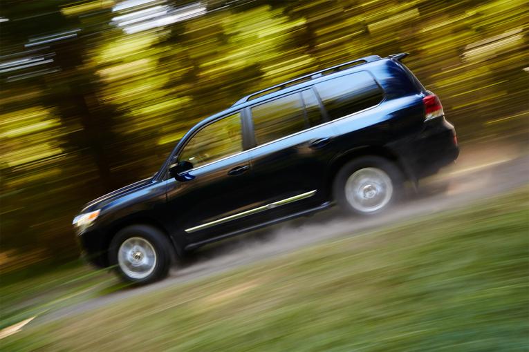 2016 Toyota Land Cruiser;