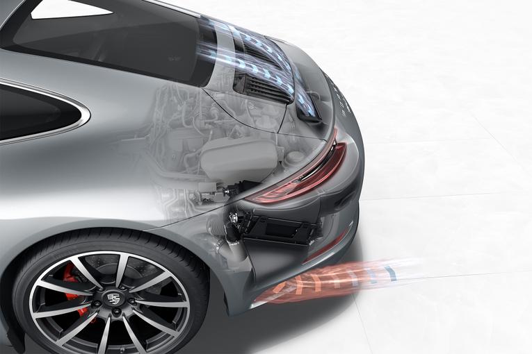 2017 Porsche 911 Carrera;