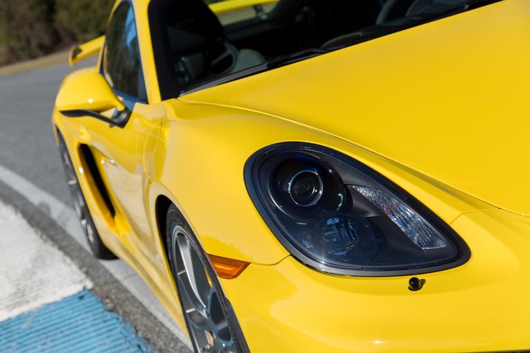 2016 Porsche Cayman GT4