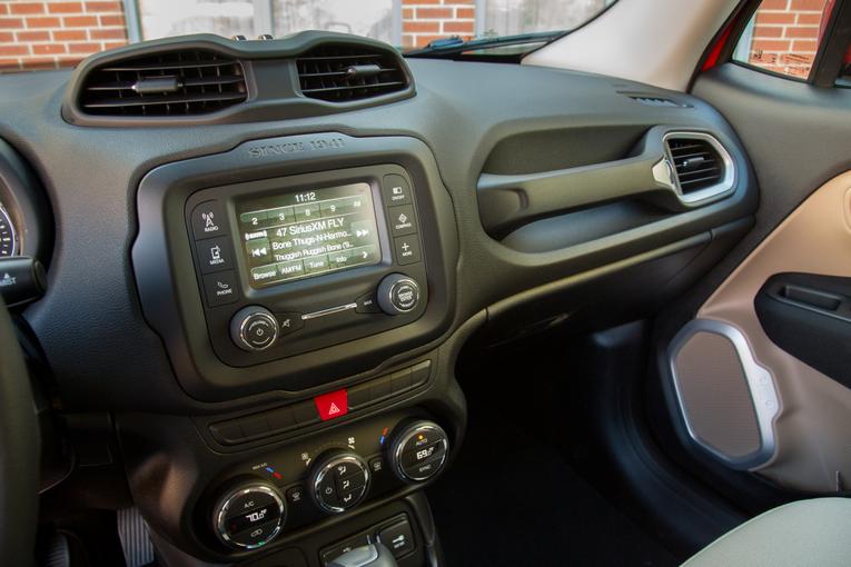 2015 Jeep Renegade;