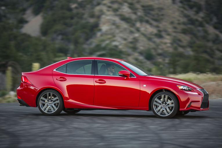 2016 Lexus IS 200t F Sport