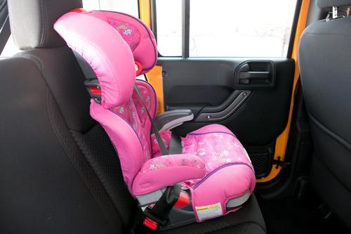 Child seat in jeep wrangler unlimited #3