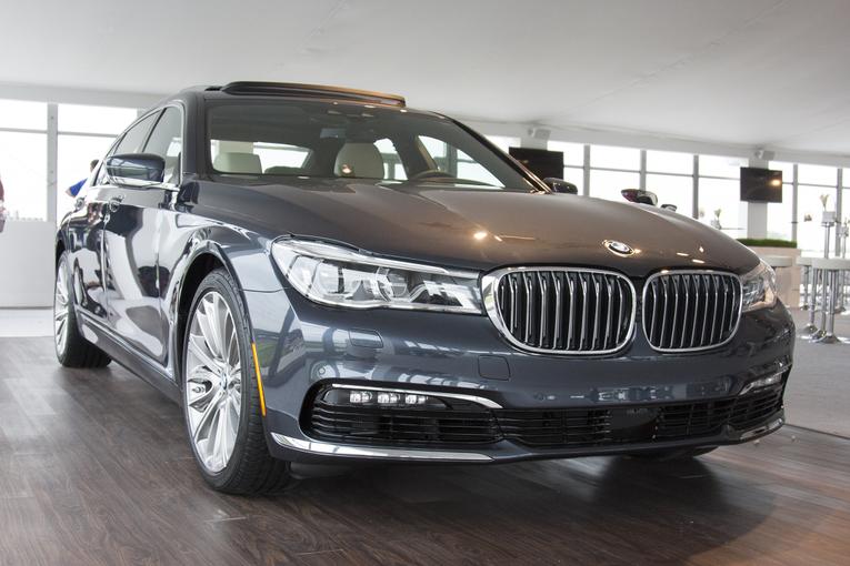 2016 BMW 7 Series;