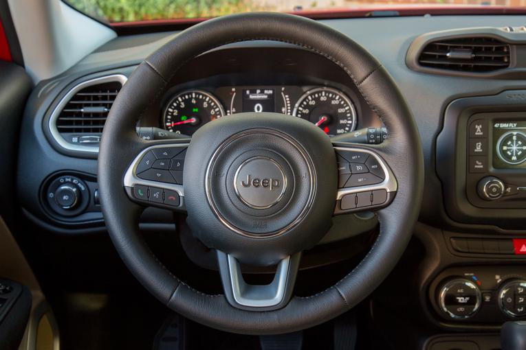 2015 Jeep Renegade;