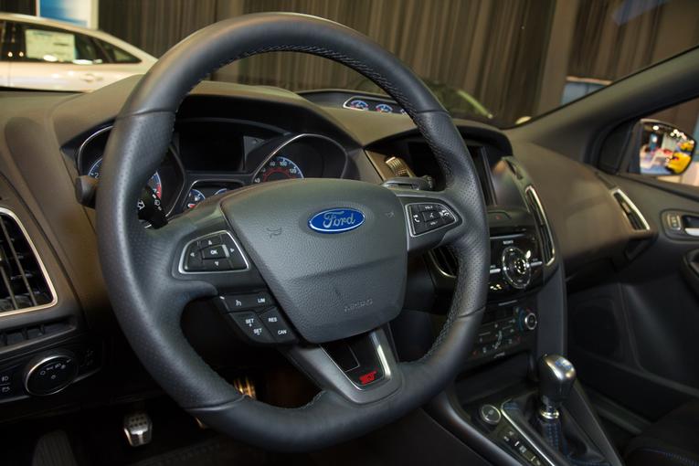 2016 Ford Focus RS;