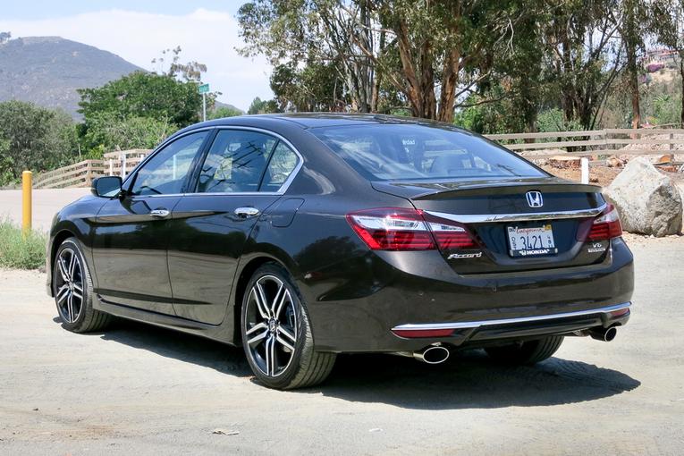 2016 Honda Accord Sedan;