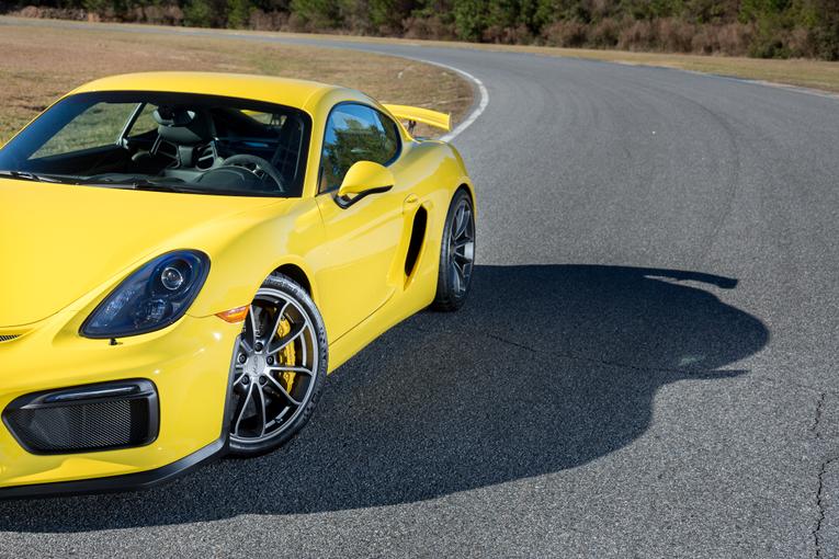 2016 Porsche Cayman GT4