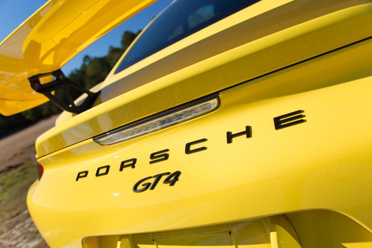 2016 Porsche Cayman GT4