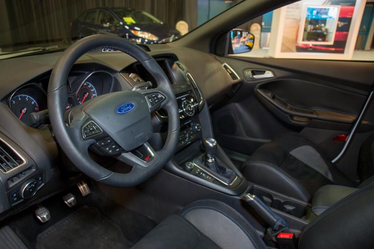 2016 Ford Focus RS;