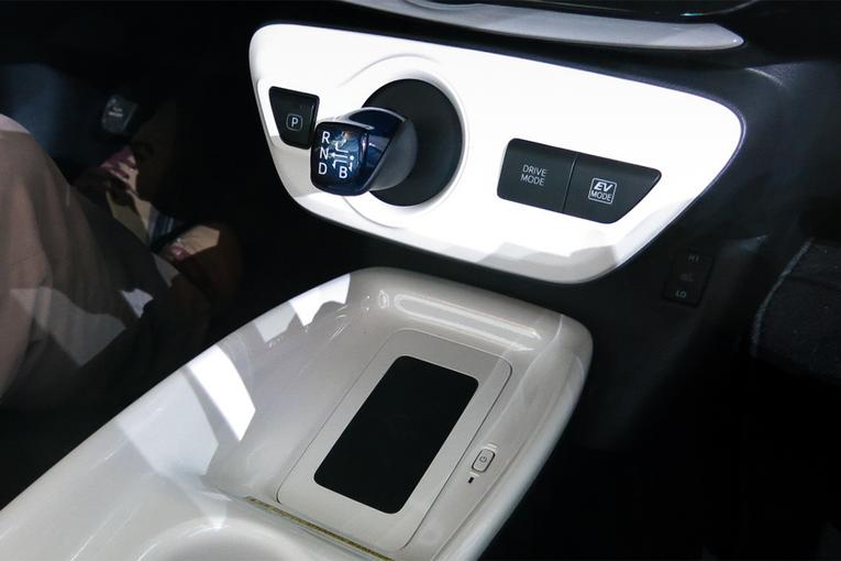2016 Toyota Prius;