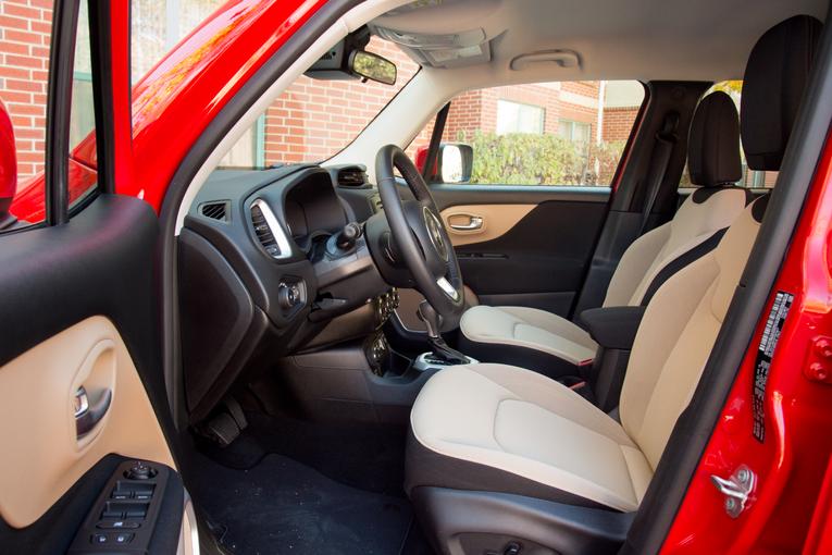 2015 Jeep Renegade;