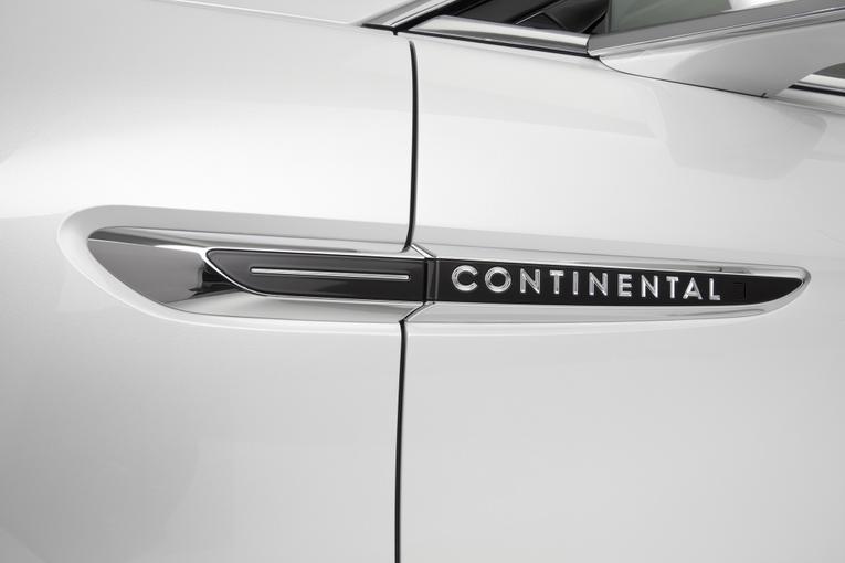 2017 Lincoln Continental