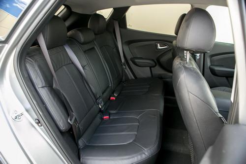 how many car seats fit in a toyota rav4 #7