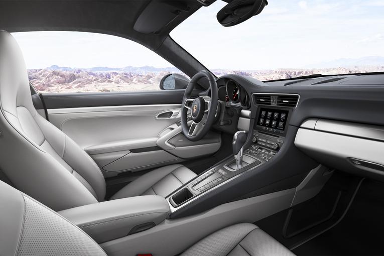 2017 Porsche 911 Carrera;