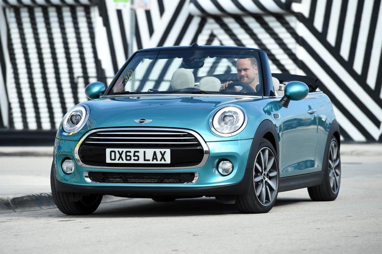 2016 Mini Convertible;