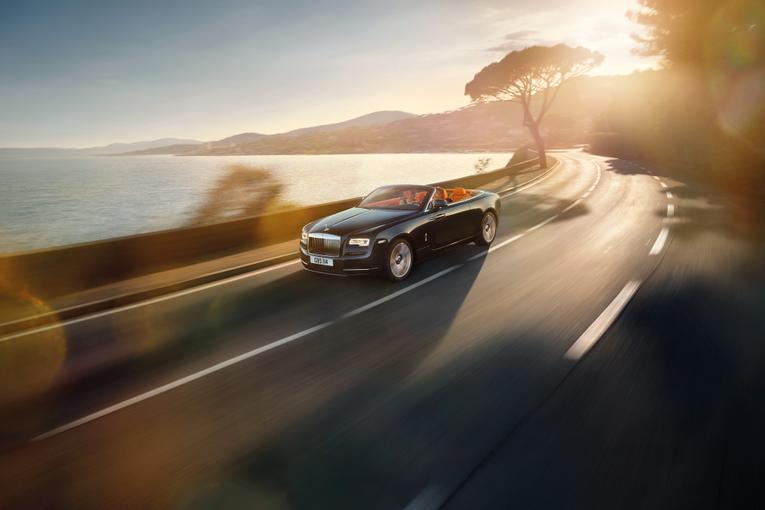 2016 Rolls-Royce Dawn;