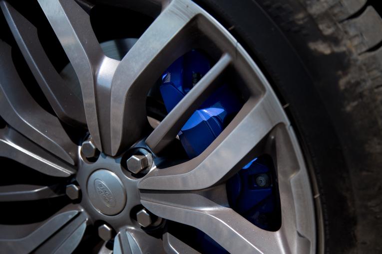 2015 Land Rover Range Rover Sport SVR;