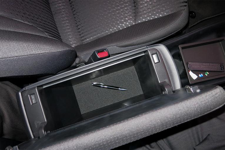 2016 Toyota Prius;