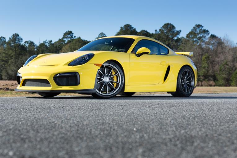 2016 Porsche Cayman GT4