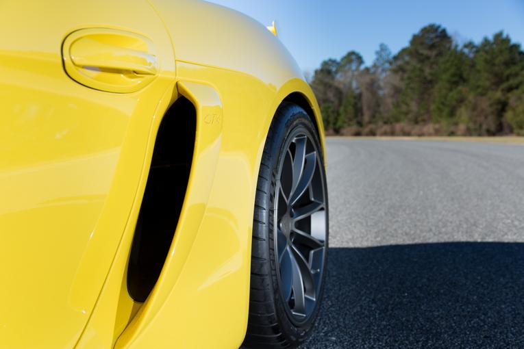 2016 Porsche Cayman GT4