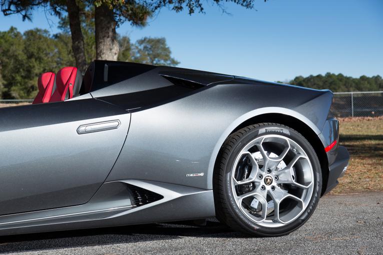 2016 Lamborghini Huracan LP610-4 Spyder