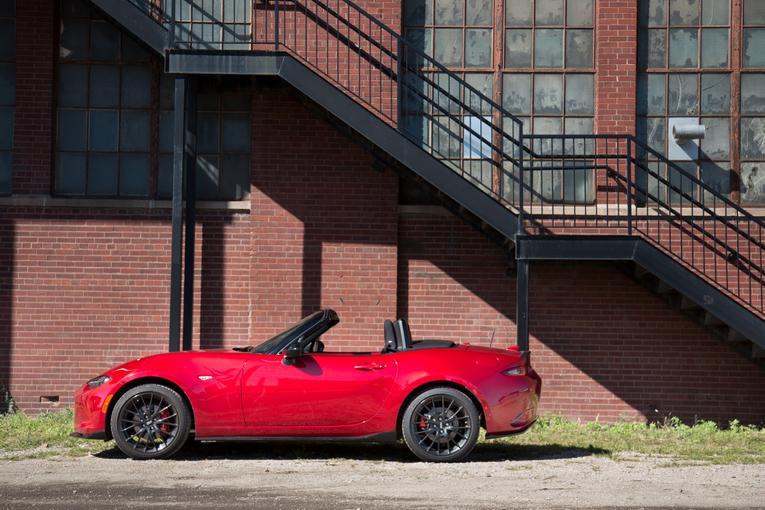 2016 Mazda MX-5 Miata;