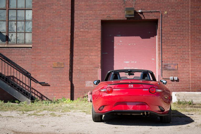 2016 Mazda MX-5 Miata;