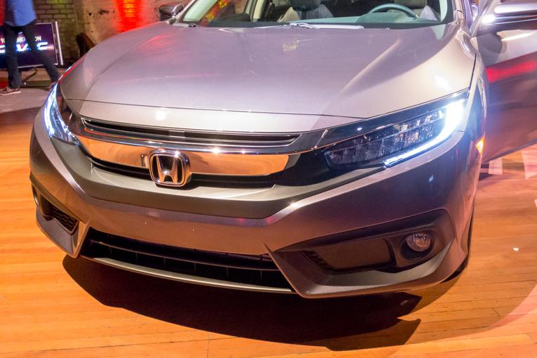 2016 Honda Civic;