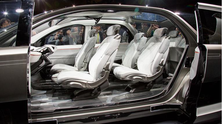 Chrysler Portal Concept Preview