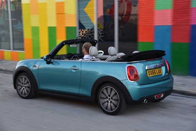 2016 Mini Convertible;