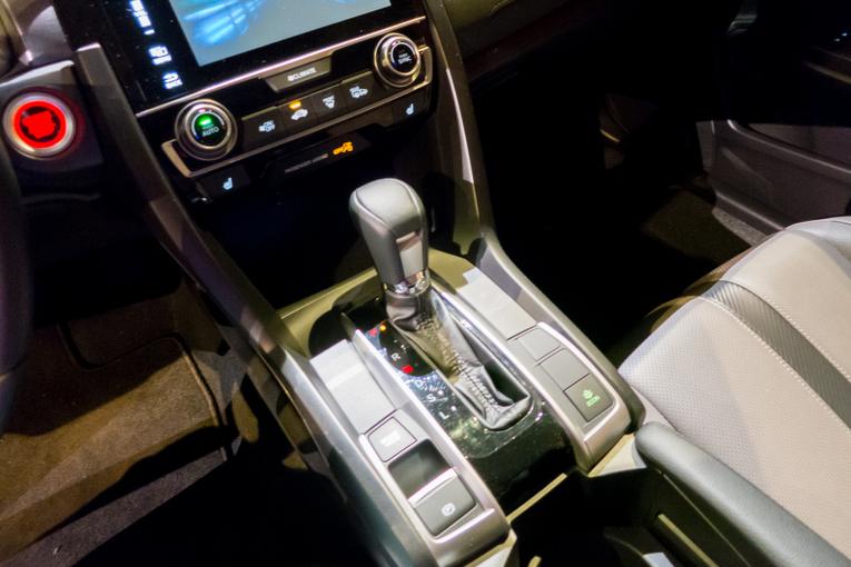 2016 Honda Civic;