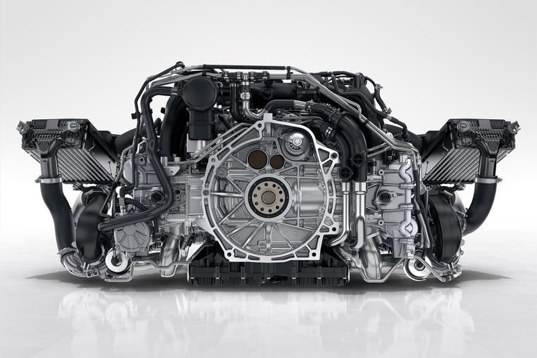 2017 Porsche 911 Carrera;