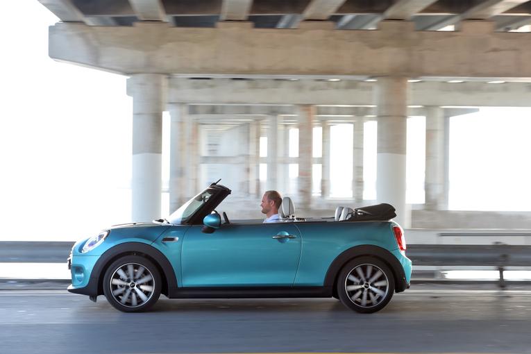 2016 Mini Convertible;