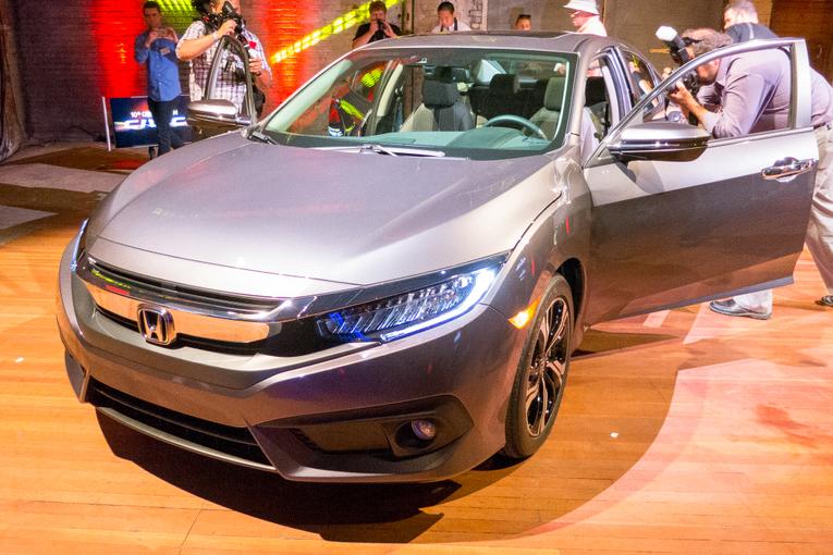 2016 Honda Civic;