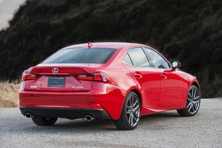 2016 Lexus IS 200t F Sport