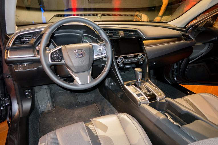 2016 Honda Civic;