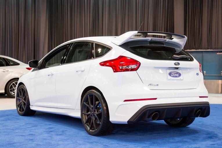 2016 Ford Focus RS;