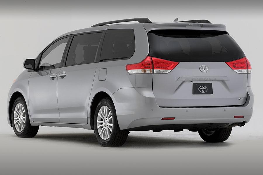 2011 Toyota Sienna For Sale >> 2014 Toyota Sienna Specs, Pictures, Trims, Colors || Cars.com 2011 Toyota Sienna For Sale >> 2014 Toyota Sienna Specs, Pictures, Trims, Colors || Cars.com