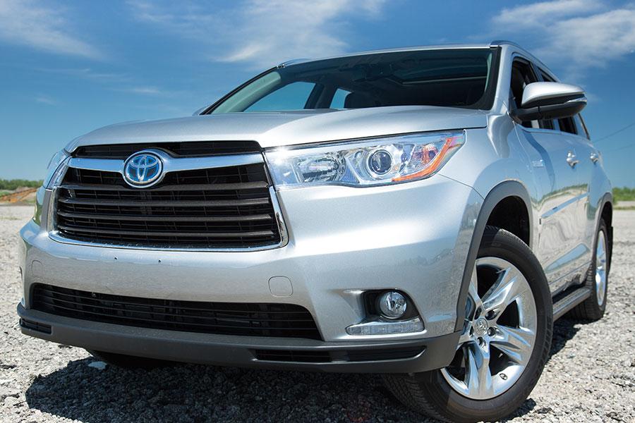 2014 Toyota Highlander Hybrid Specs, Price, MPG & Reviews