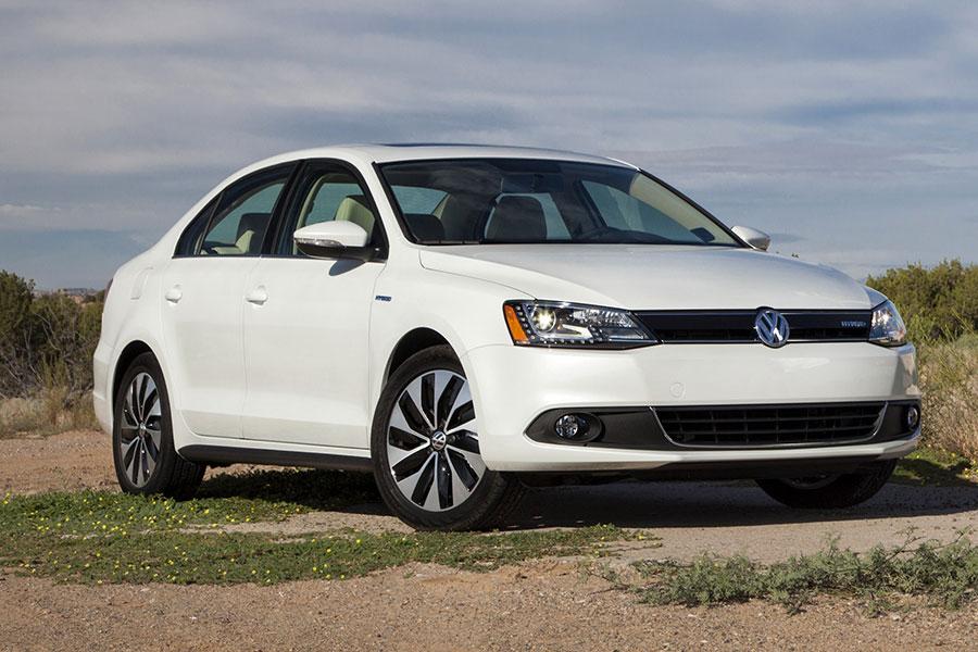 2014 Volkswagen Jetta Hybrid Specs, Price, MPG & Reviews