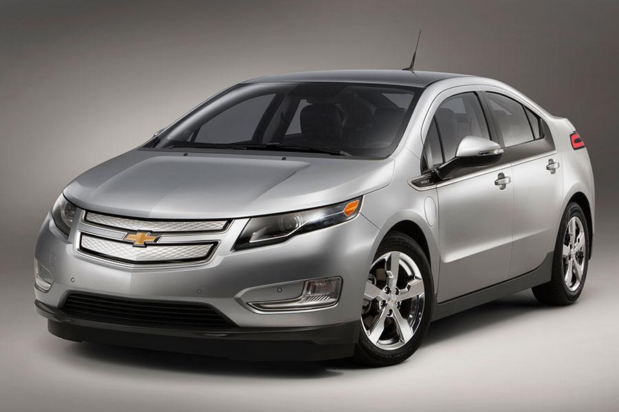 2014 Chevrolet Volt Specs, Price, MPG & Reviews