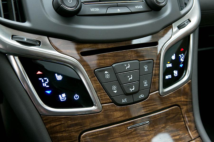 2015 Buick LaCrosse Expert Reviews, Specs and Photos | Cars.com
