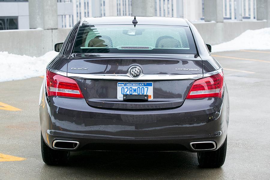 2015 Buick LaCrosse Expert Reviews, Specs and Photos | Cars.com