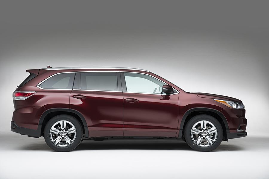2016 Toyota Highlander For Sale >> 2015 Toyota Highlander Reviews, Specs and Prices | Cars.com 2016 Toyota Highlander For Sale >> 2015 Toyota Highlander Reviews, Specs and Prices | Cars.com