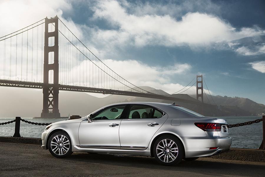 2015 Lexus LS 460 Specs, Price, MPG & Reviews | Cars.com