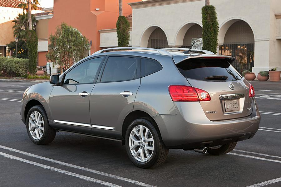 Nissan Rogue Select >> 2015 Nissan Rogue Select Specs, Pictures, Trims, Colors Nissan Rogue Select >> 2015 Nissan Rogue Select Specs, Pictures, Trims, Colors