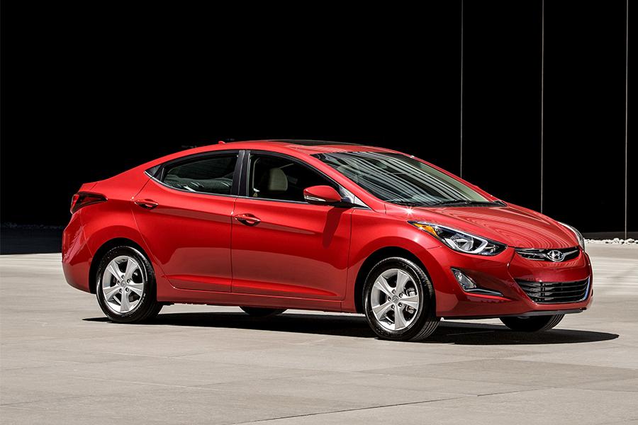 2016 Hyundai Elantra Specs, Price, MPG & Reviews