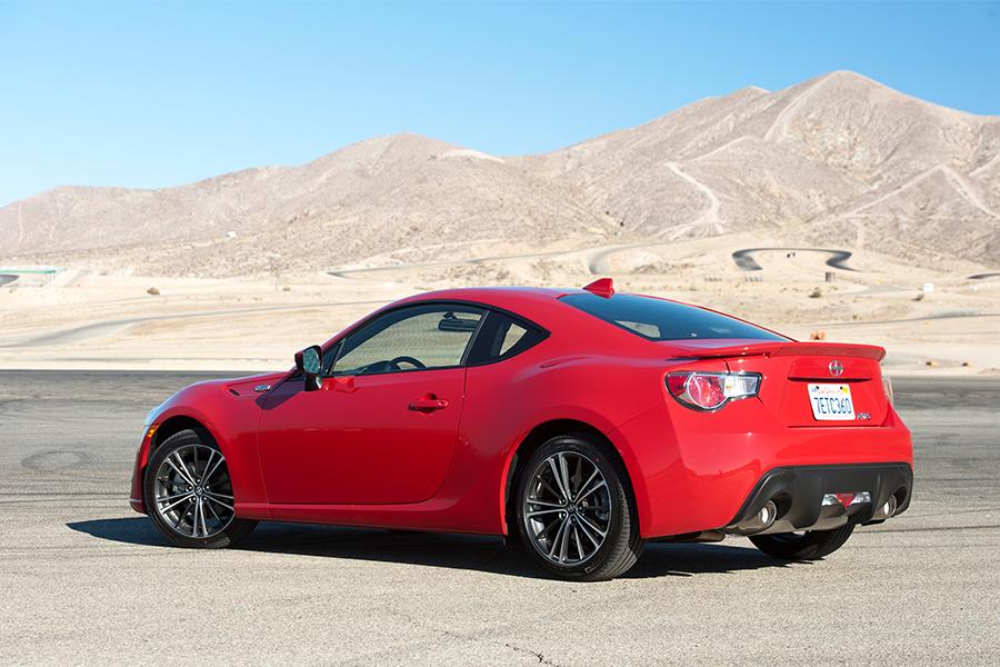 2016 Scion FR-S Overview | Cars.com