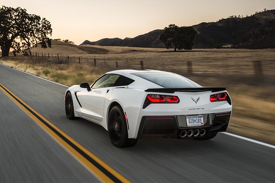 2016 Chevrolet Corvette Specs, Price, MPG & Reviews | Cars.com