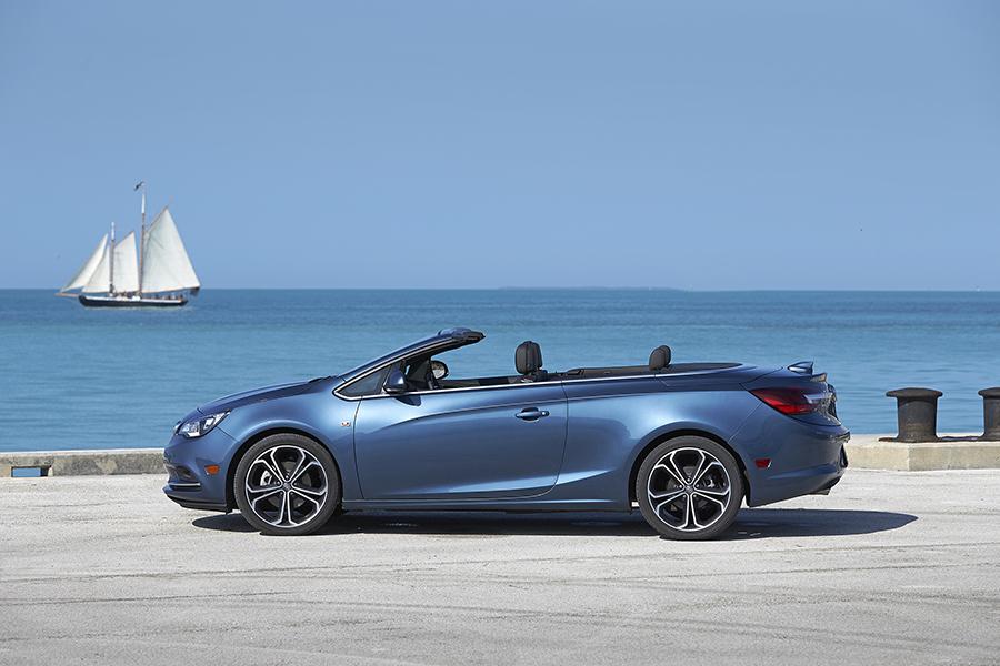 2017 Buick Cascada Specs, Price, MPG & Reviews | Cars.com